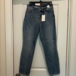 Women's Judy Blue MidWash Slim Fit Blue Jeans